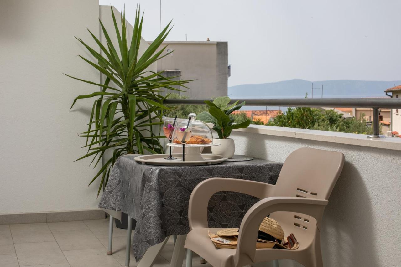 Sea View Apartments M Подгора Экстерьер фото