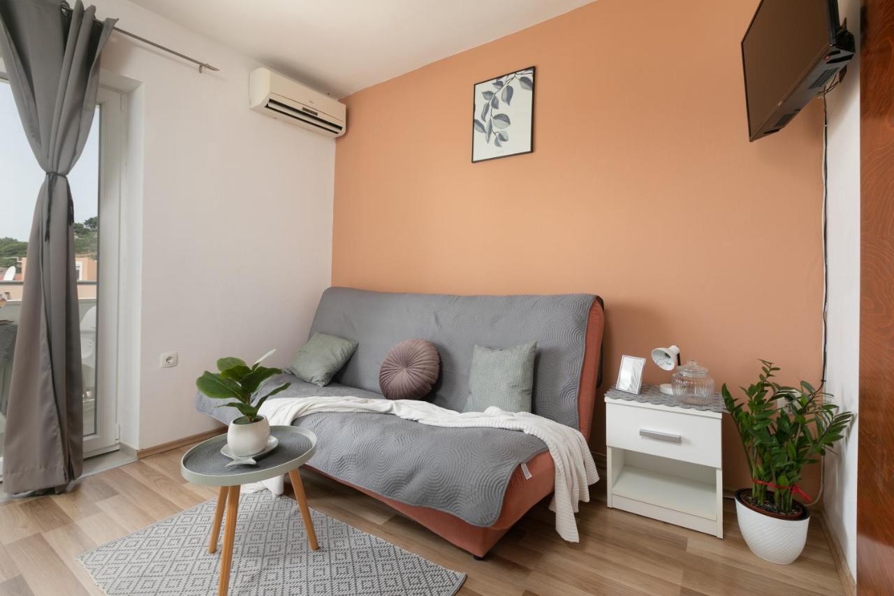 Sea View Apartments M Подгора Экстерьер фото