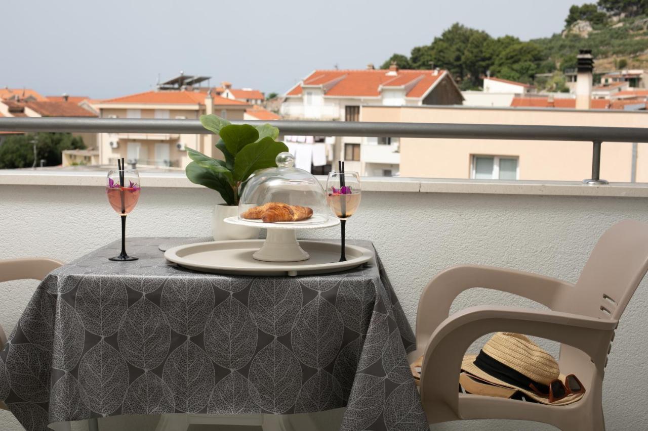 Sea View Apartments M Подгора Экстерьер фото