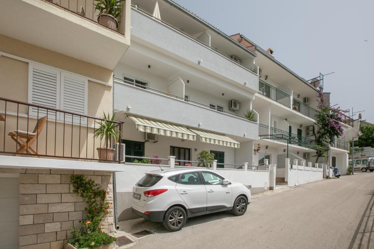 Sea View Apartments M Подгора Экстерьер фото