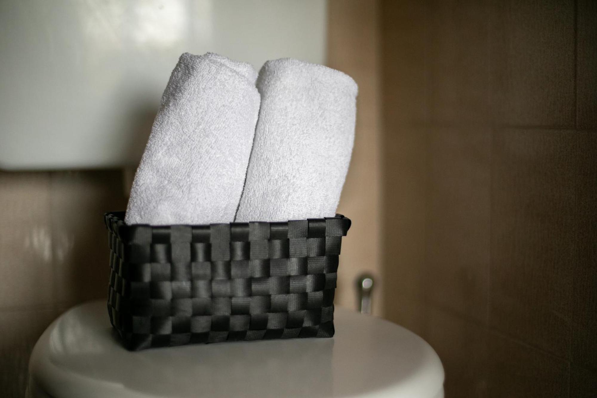 Sea View Apartments M Подгора Номер фото